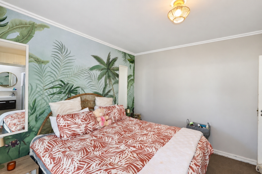 To Let 2 Bedroom Property for Rent in Waves Edge Western Cape